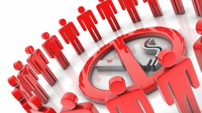 Rote stilisierte Figuren im Kreis um ein durchgestrichenes Rauchverbotssymbol.